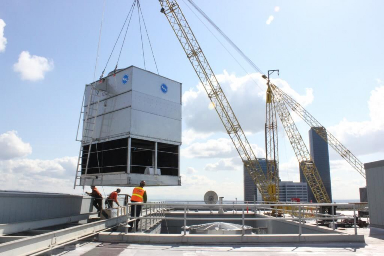 Crane-Pick-One-Union-Square-1024x682